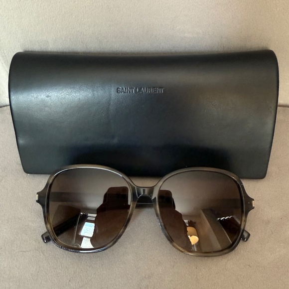 Saint Laurent sunglasses - Picture 1 of 4